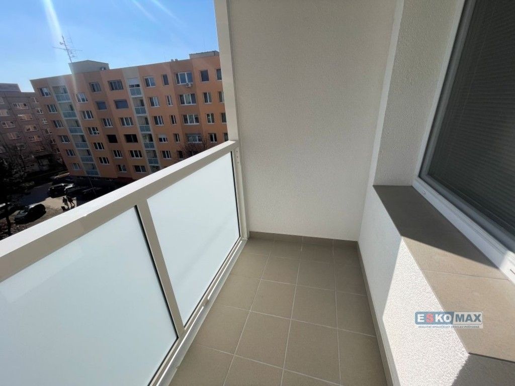 Pronájem byt 3+1 - Na Valtické 710, Břeclav, 68 m²