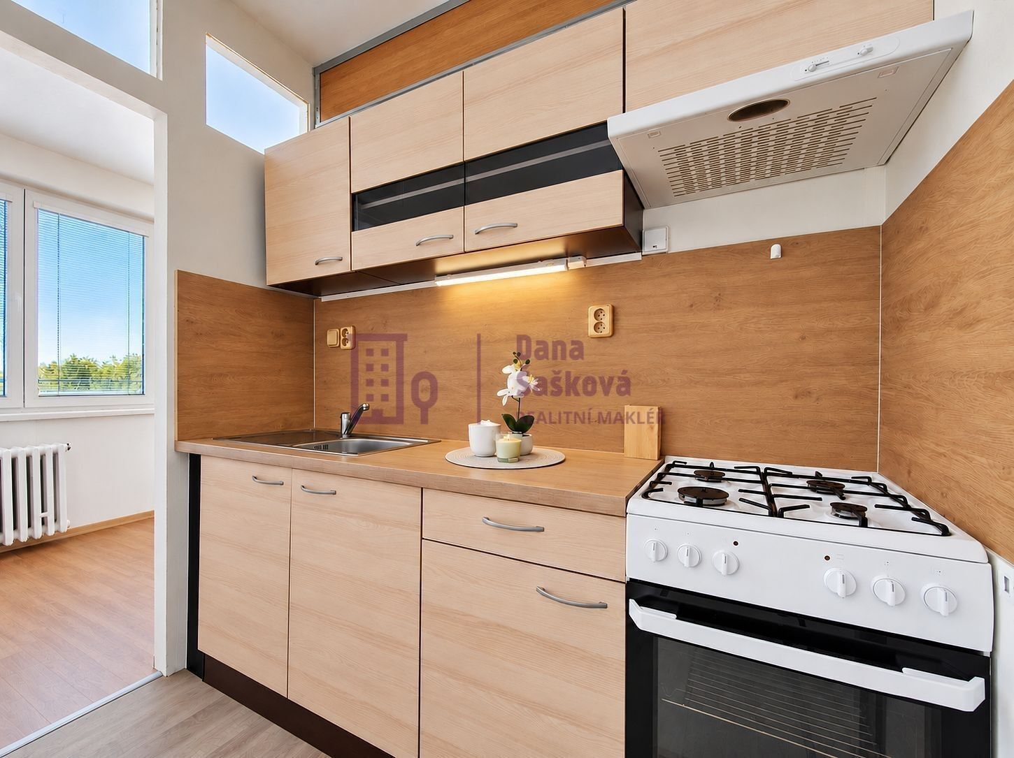 1+1, sídliště Vajgar 713, Jindřichův Hradec III, 44 m² - 2