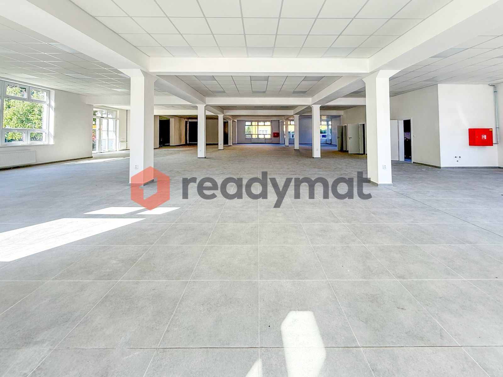 Obchodní prostory, Křičkova, Hodonín, 588 m² - 1