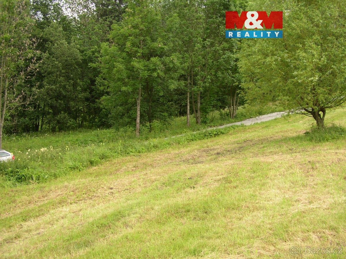 Zahrady, Benecko, 512 37