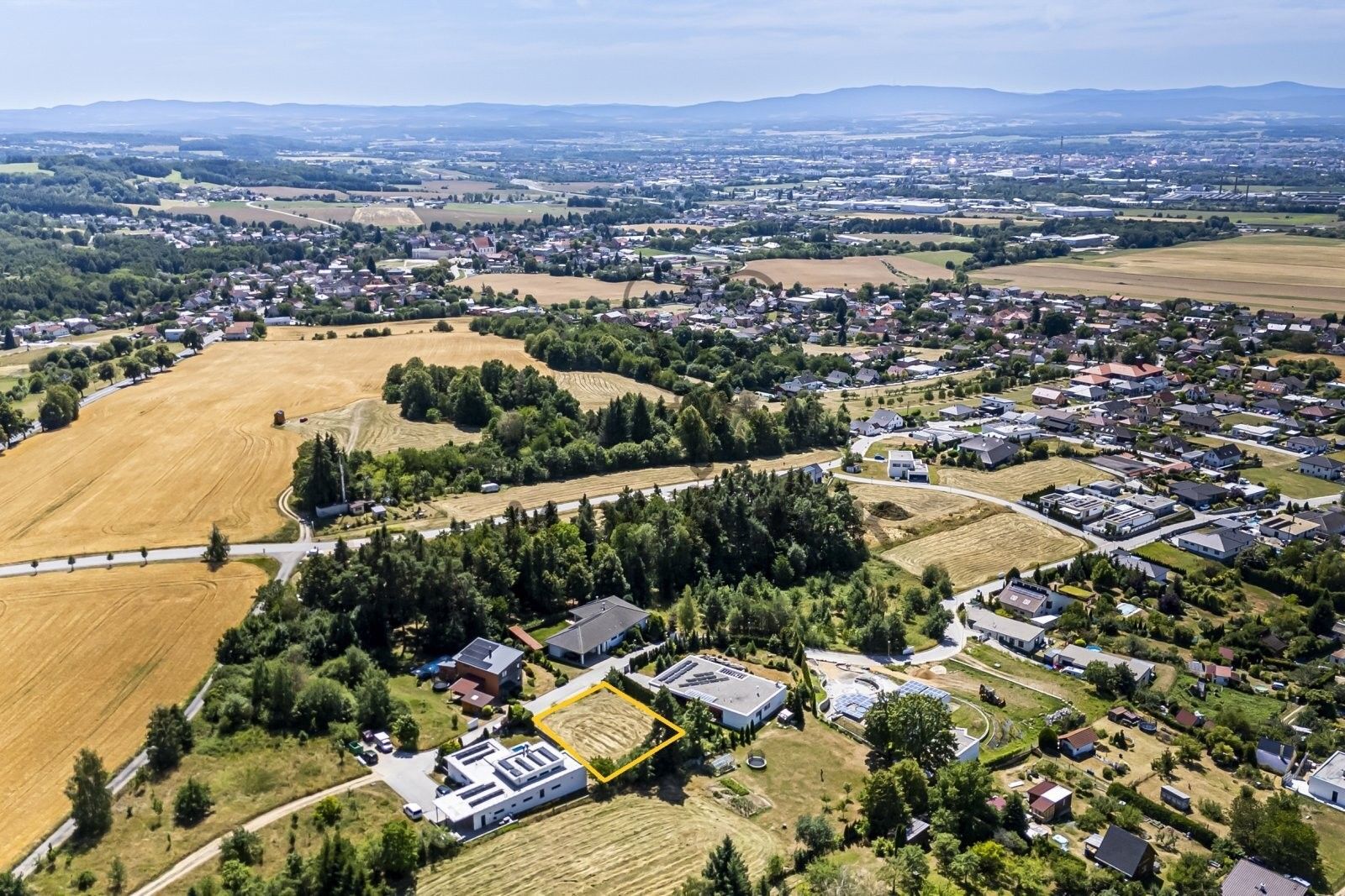 Pozemek pro bydlení, 899 m²