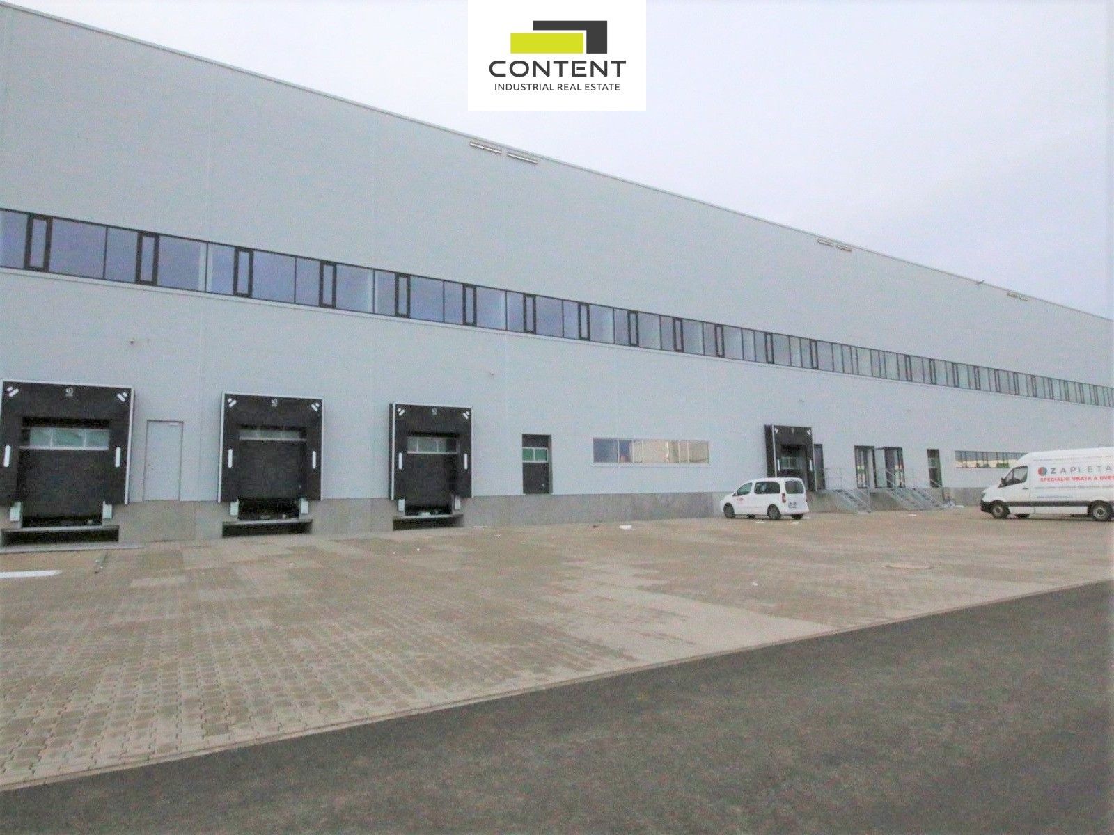 Pronájem výrobní prostory - Kozomín, 8 204 m²