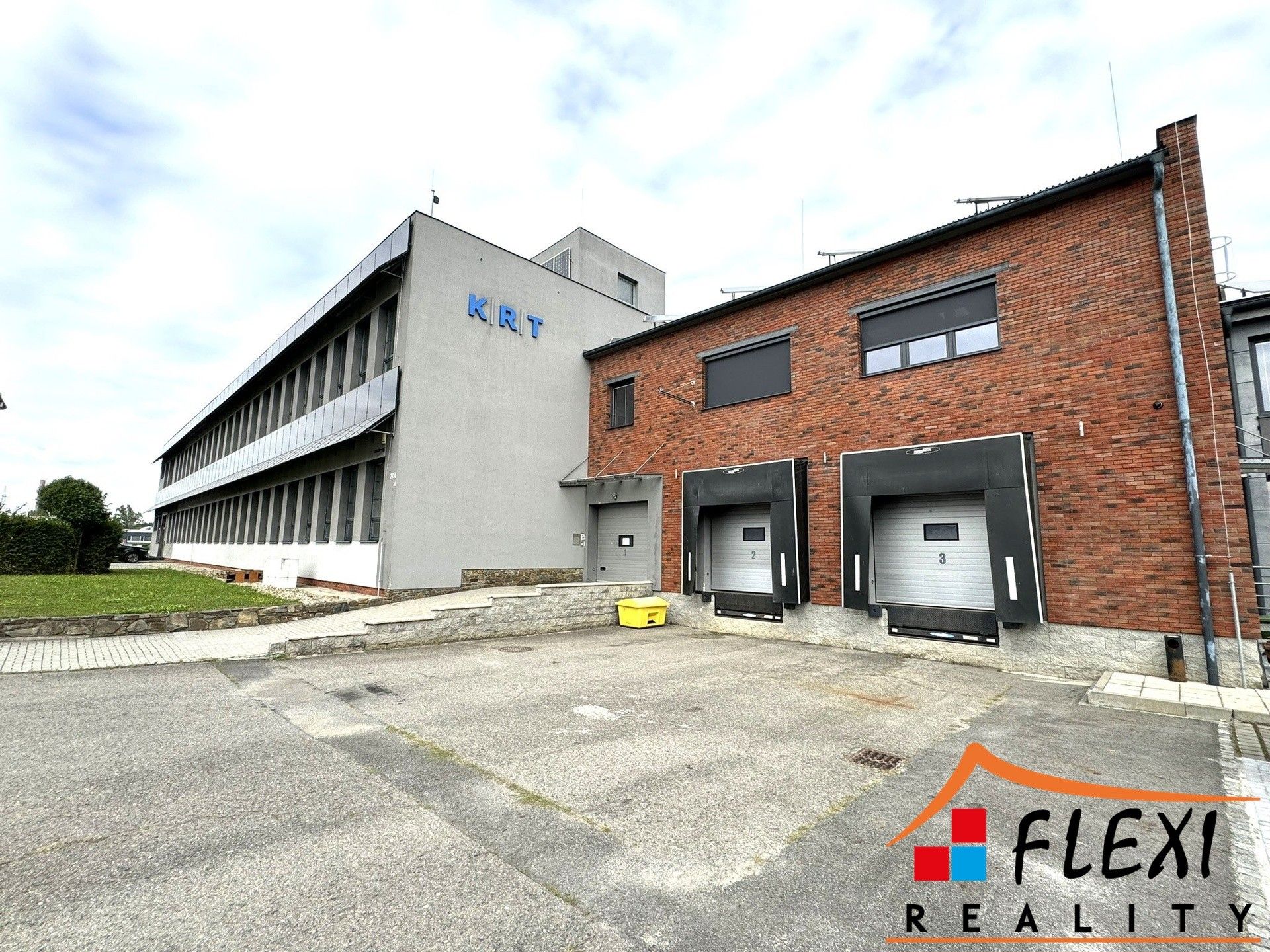 Sklady, Novoveská, Ostrava, 500 m²