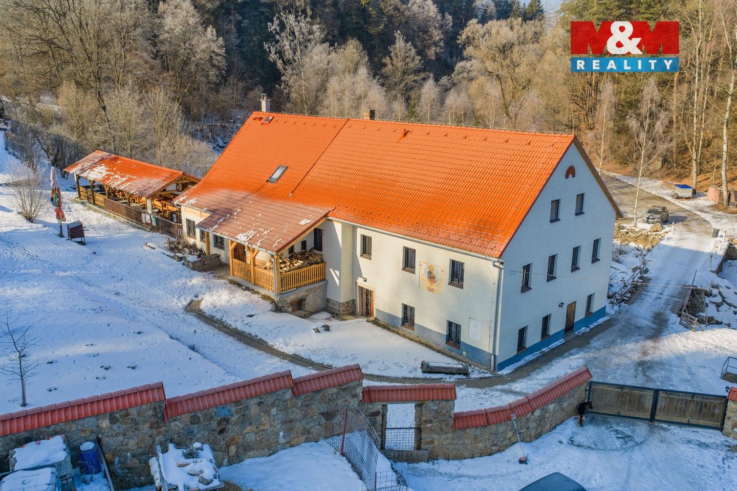 Prodej rodinný dům - Děkanské Skaliny, Benešov nad Černou, 217 m²