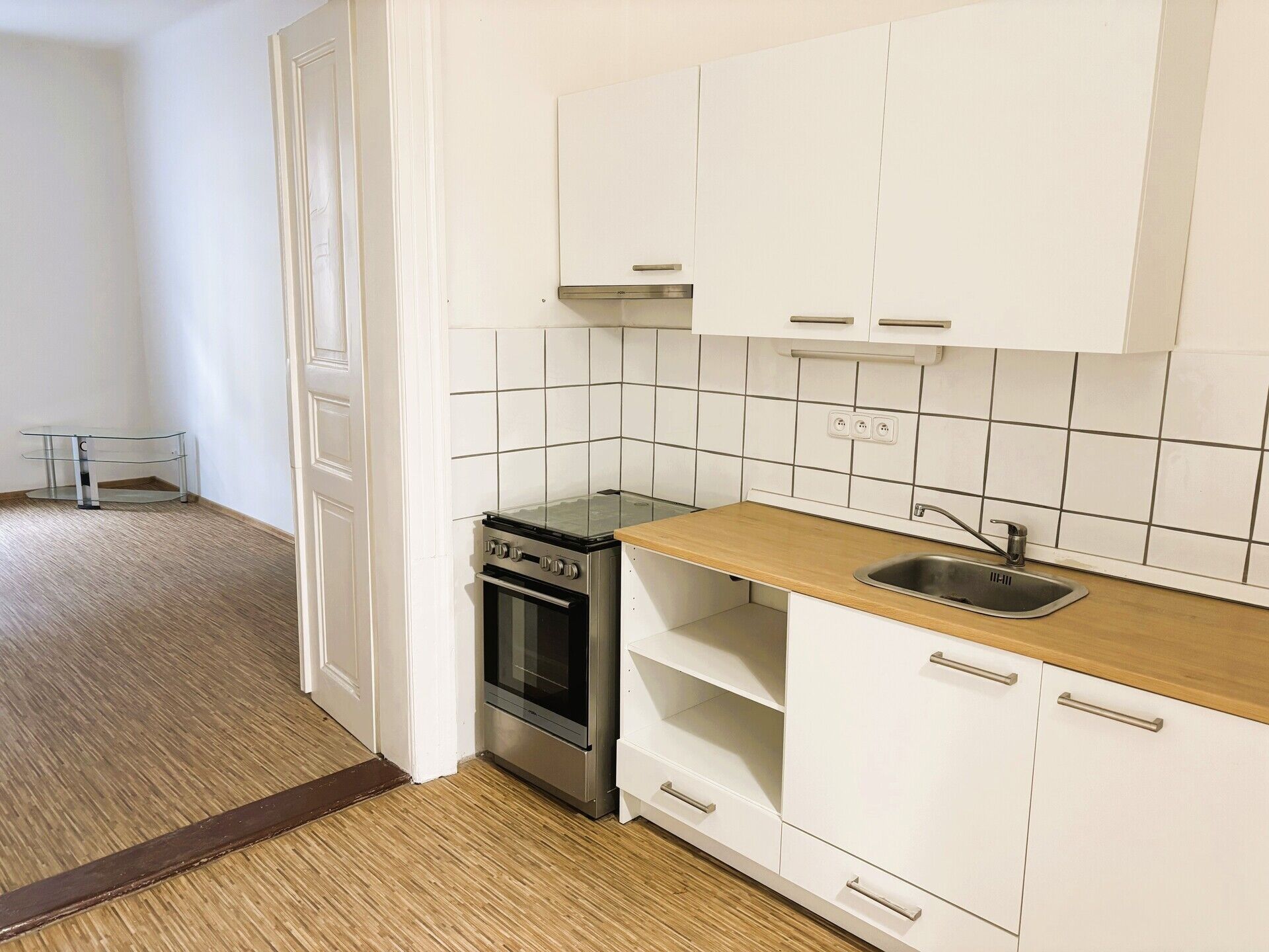 1+1, U Santošky, Praha, 40 m²