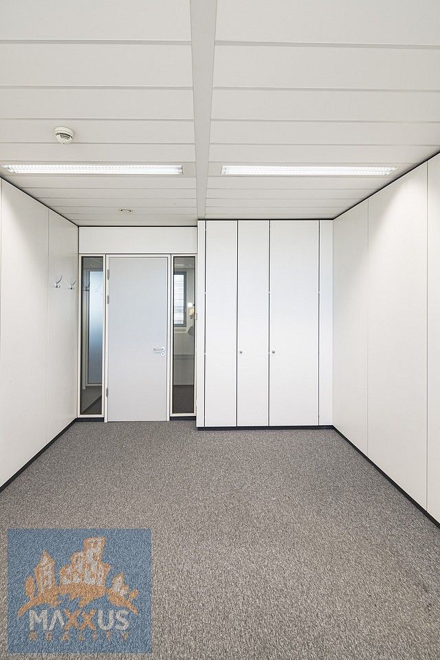 Kancelář · 46 m² · Praha - Stodůlky, okres Praha 13, Hlavní město Praha - 4