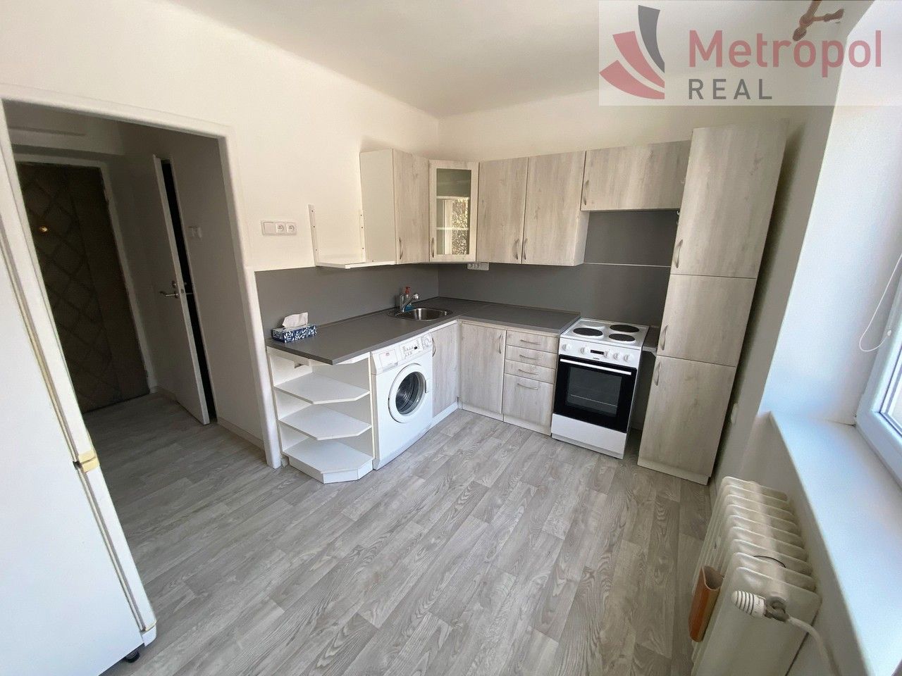 Pronájem byt 1+1 - Na Okrouhlíku, Pardubice, 29 m²