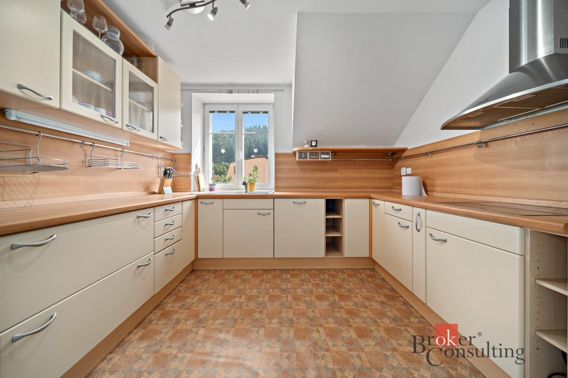 Rodinný dům · 263 m² · Spojovací, Svoboda nad Úpou - 3