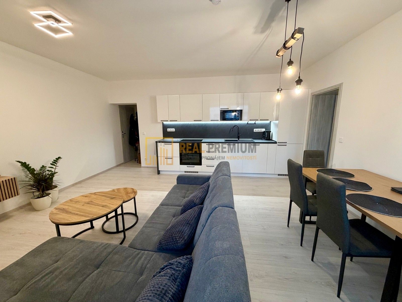 Prodej byt 2+kk - Hradišťská, Uherský Ostroh, 48 m²