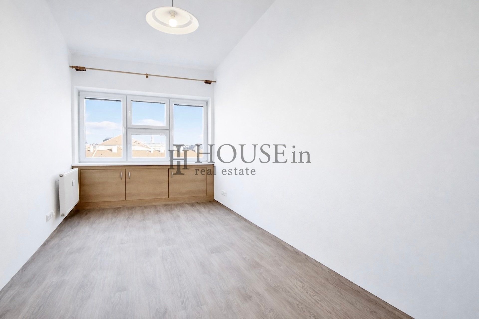 1+kk, Karlovo náměstí, Praha, 29 m²