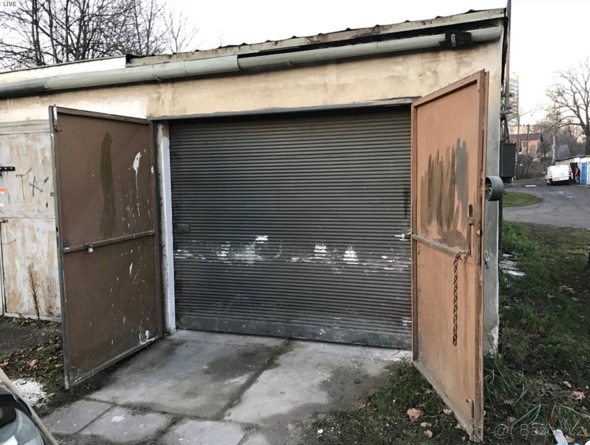 Garáže, Ostrava, 708 00