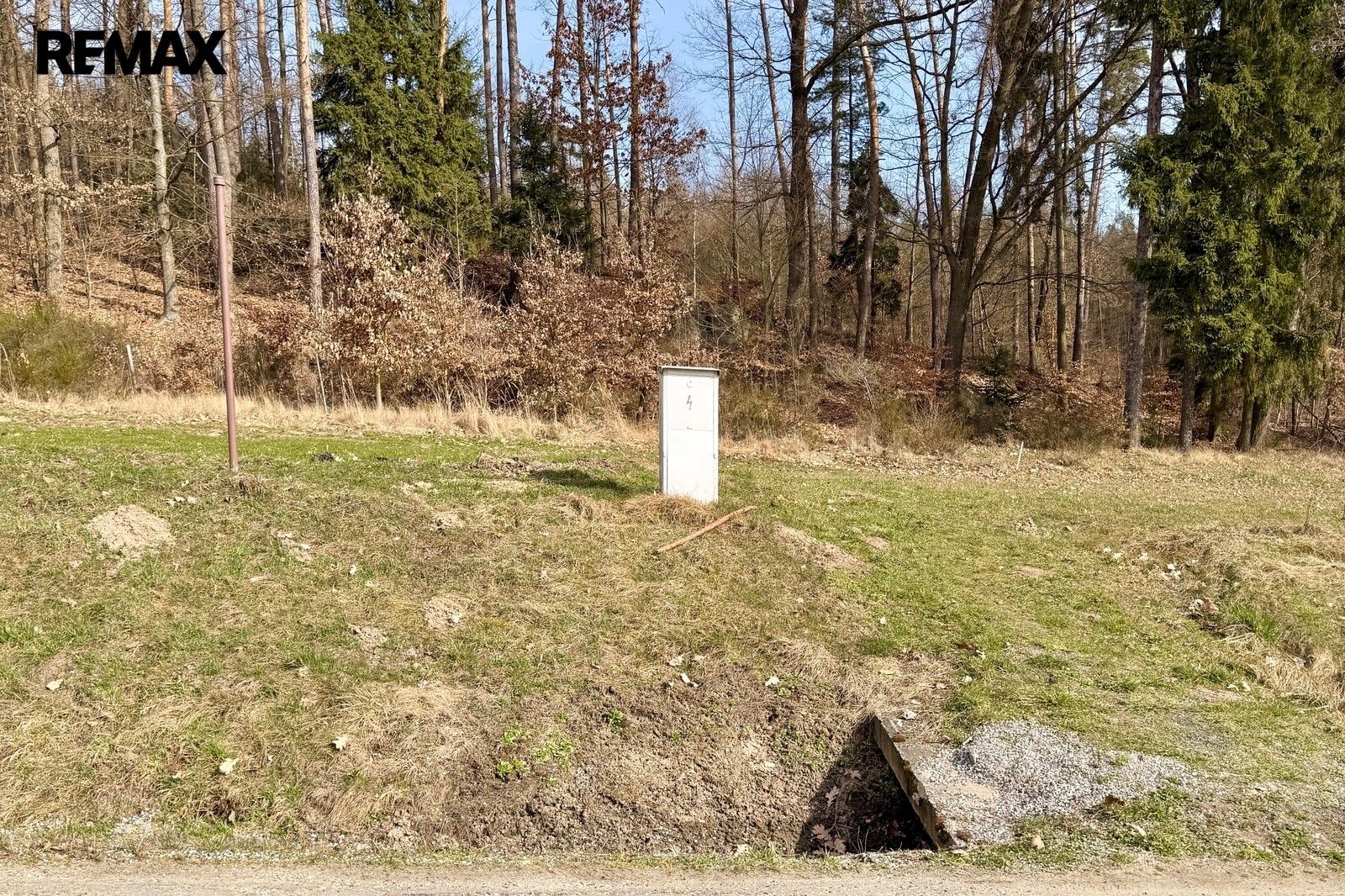 Stavební pozemek, Hrubá Skála – pohled 5