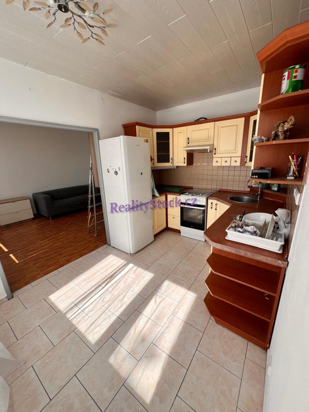 Prodej byt 3+1 - Varnsdorfská, Praha, 53 m²