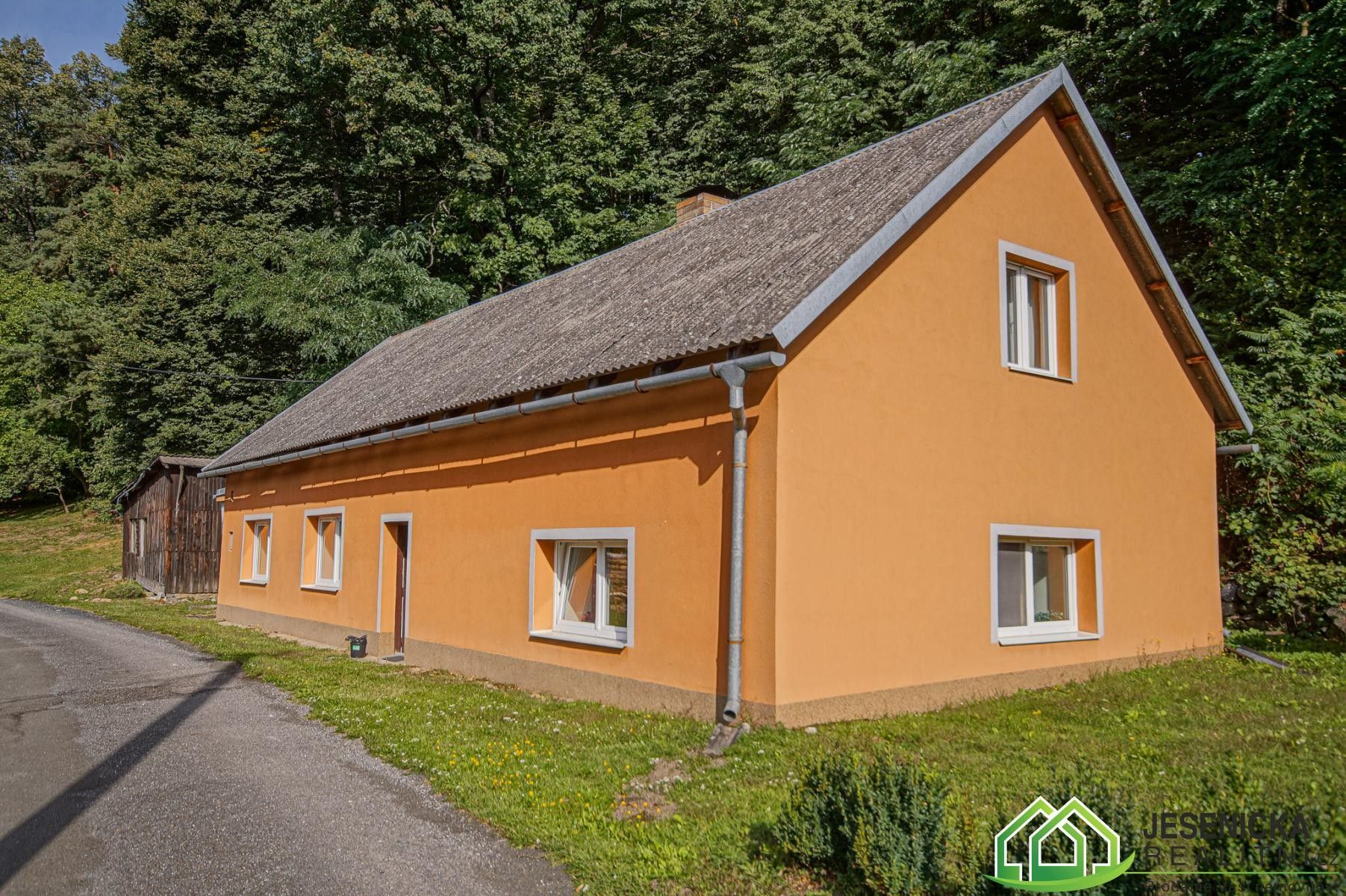 Rodinný dům, 240 m²