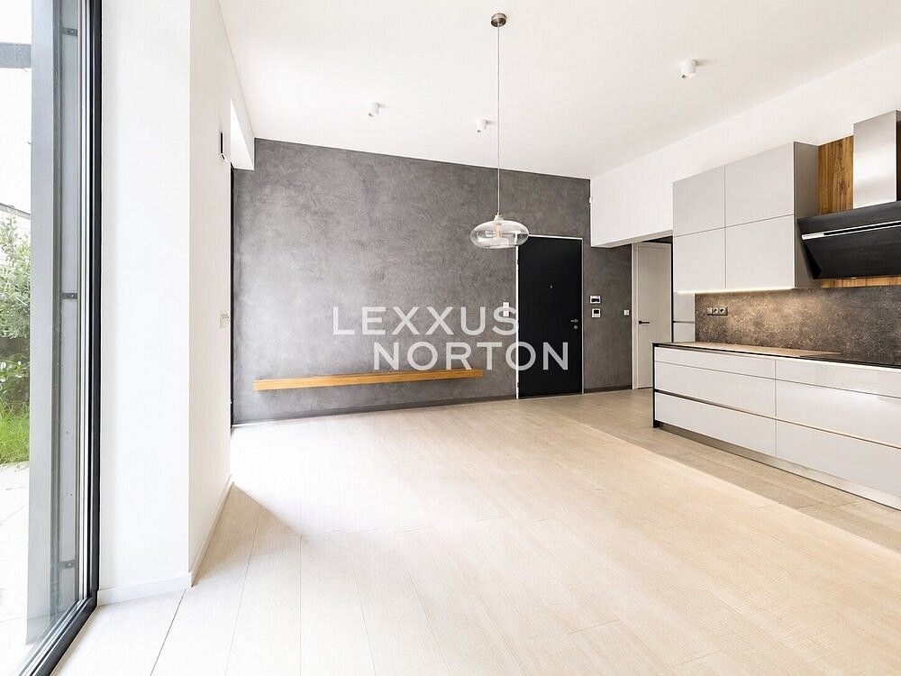 Byt 2+kk · 82 m² · Praha - Modřany, okres Praha 12, Hlavní město Praha - 3