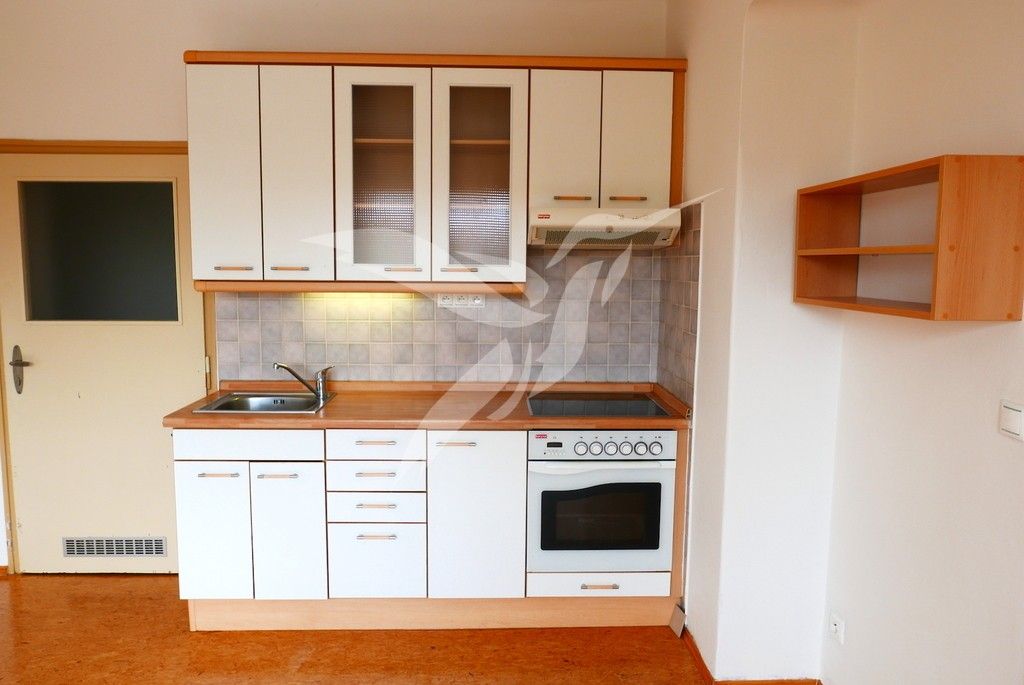 1+1, Jiráskovo náměstí 1727, Plzeň, 47 m²