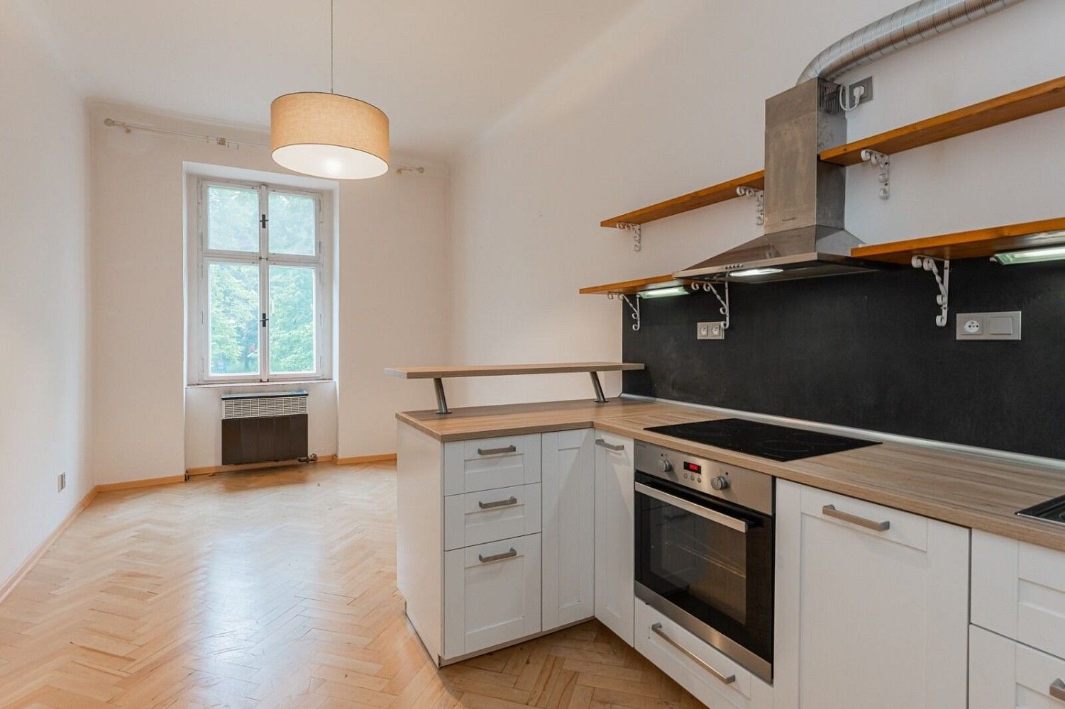 2+kk, Holečkova, Praha 5 - Smíchov, 38 m²