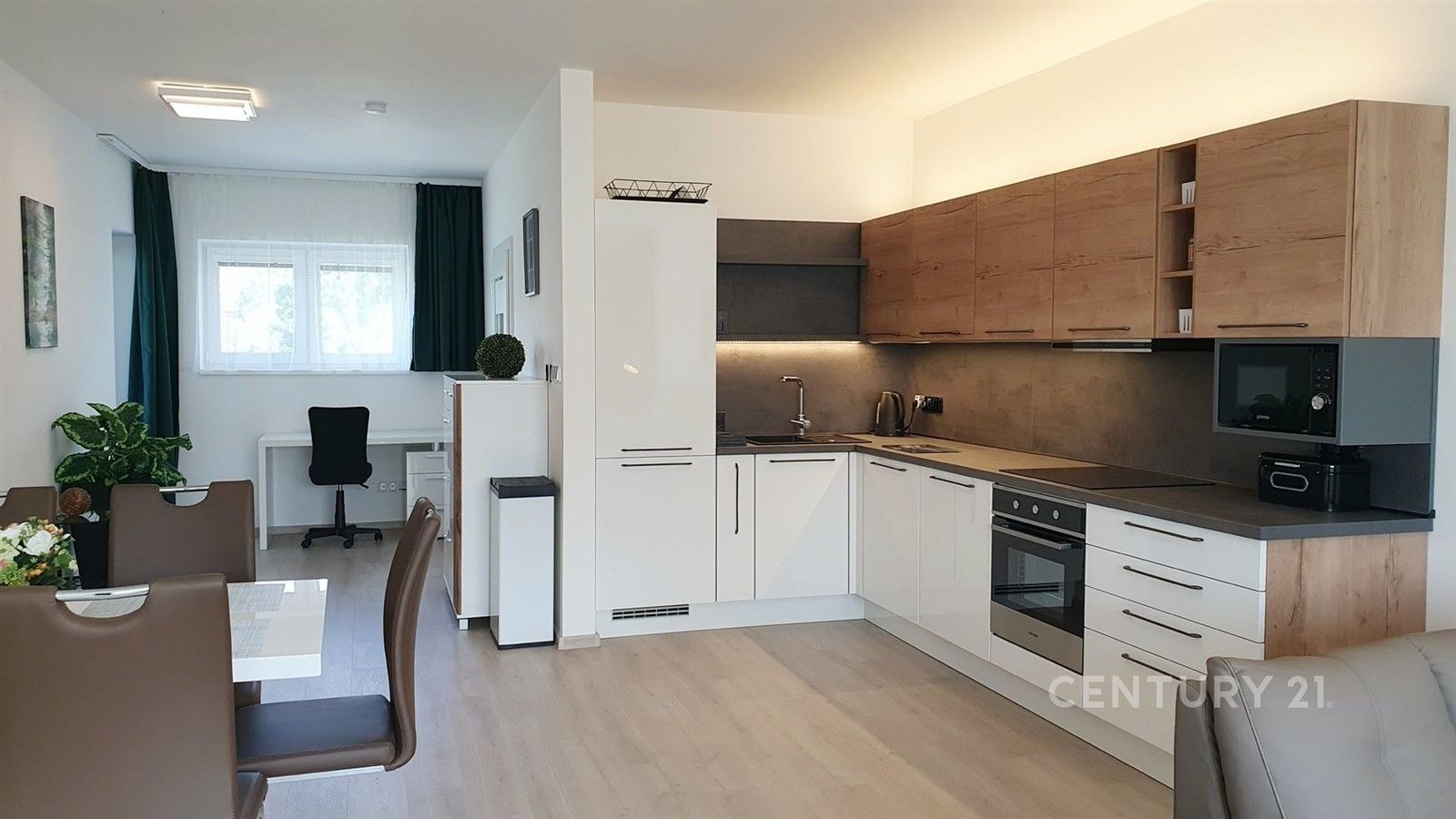 Pronájem byt 3+kk - Střední , Popůvky, 78 m² - 1