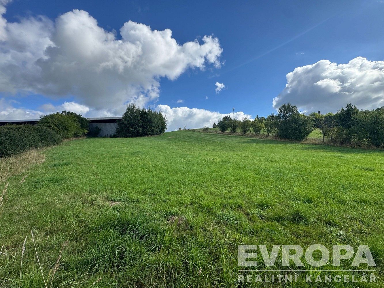 Pozemek pro bydlení, 1 038 m²