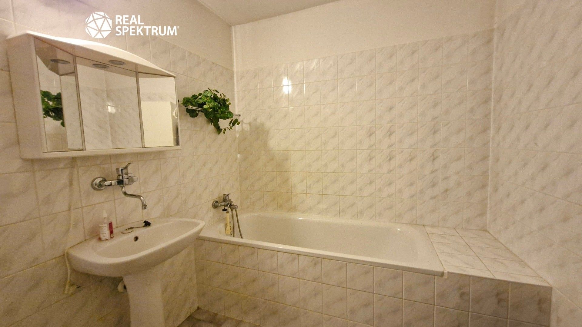 Pronájem rodinný dům - Revoluční, Újezd u Brna, 90 m² - 5