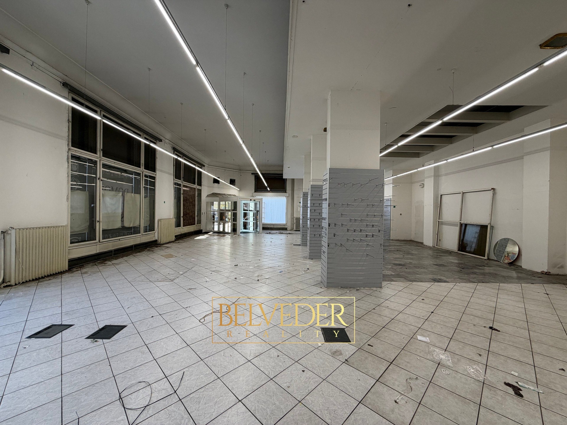 Obchodní prostory · 441 m² · Školní 349, Teplice - 3