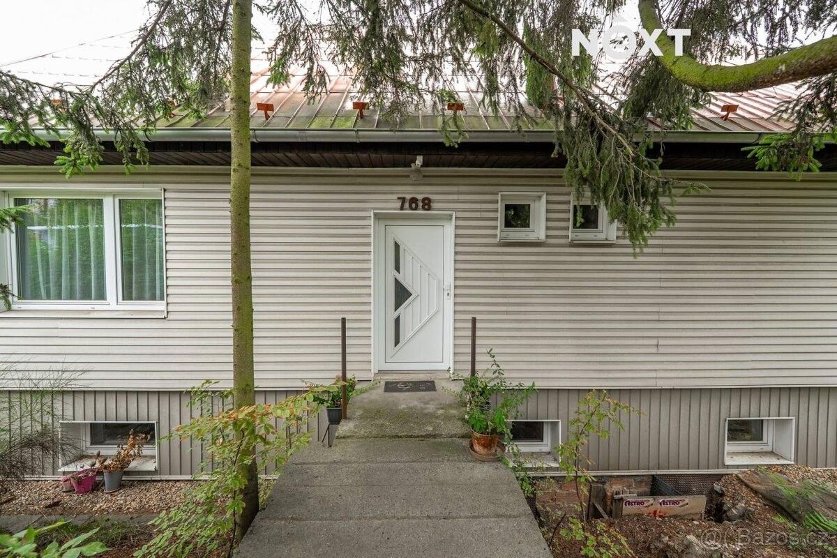 Prodej rodinný dům - Libušín, 273 06