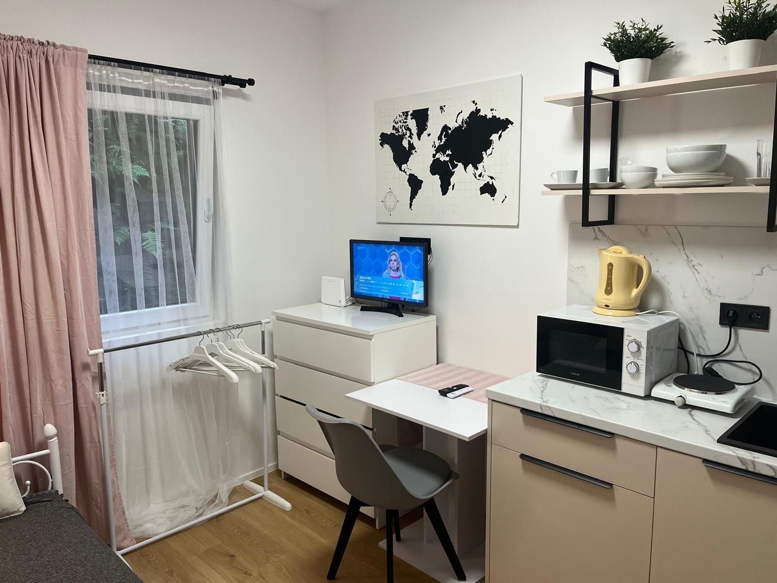 Obchodní prostory, Plzeňská, Praha - Smíchov, 15 m² - 1