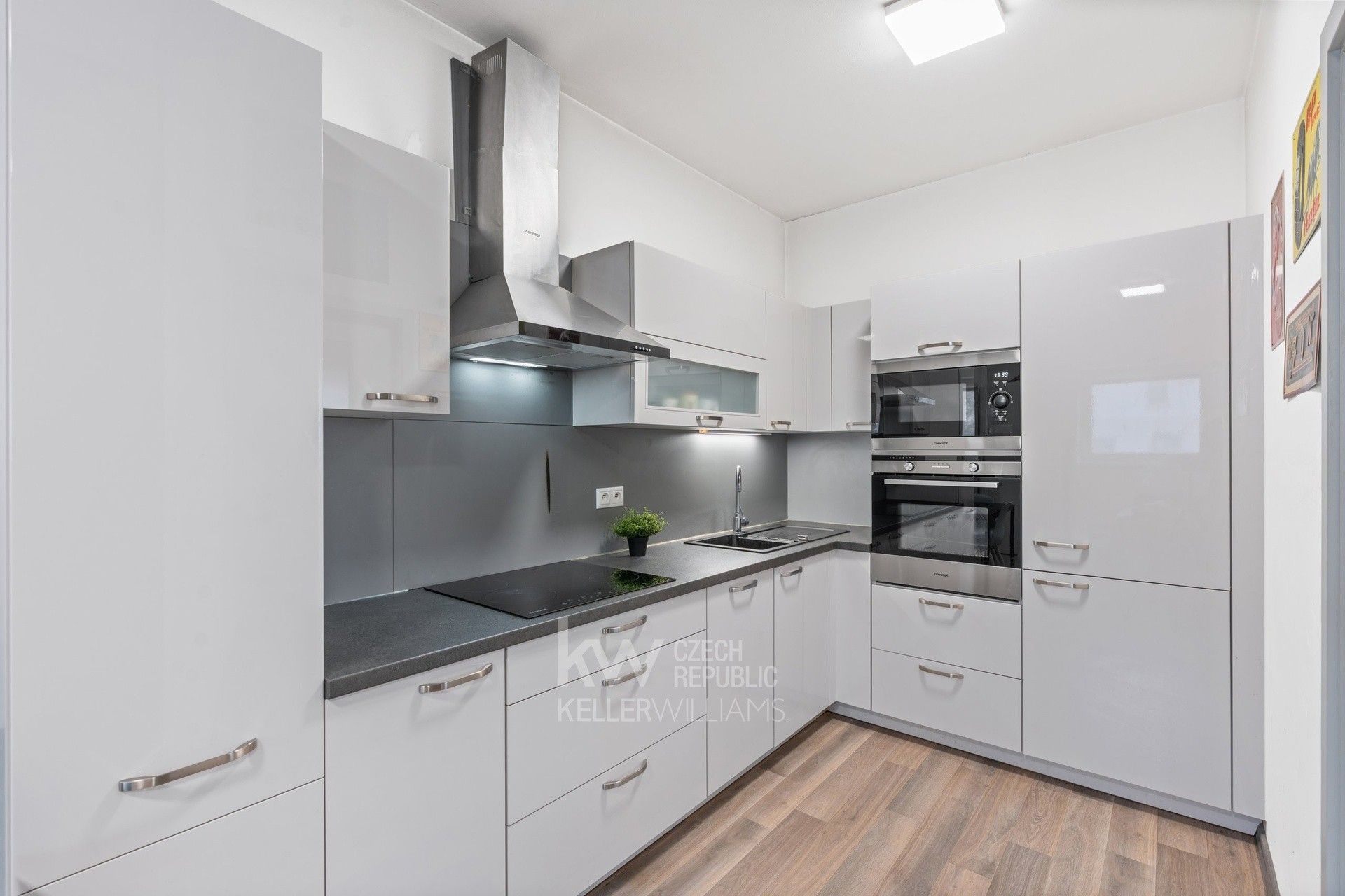 Prodej byt 2+kk - Svémyslice, 38 m²