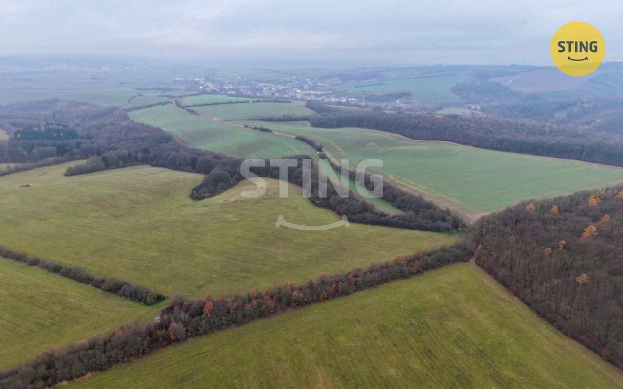 Zemědělský pozemek · 14 861 m² · Zlámanec - 4