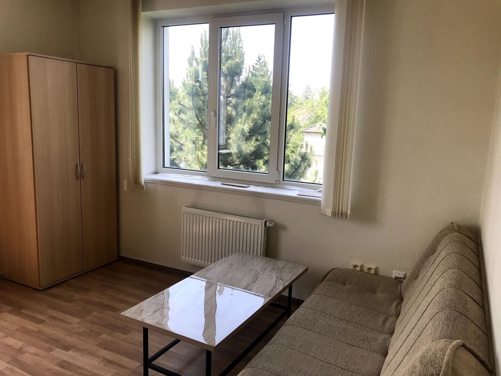 2+kk, U Křížku, Průhonice - Průhonice, Středočeský kraj, 40 m²