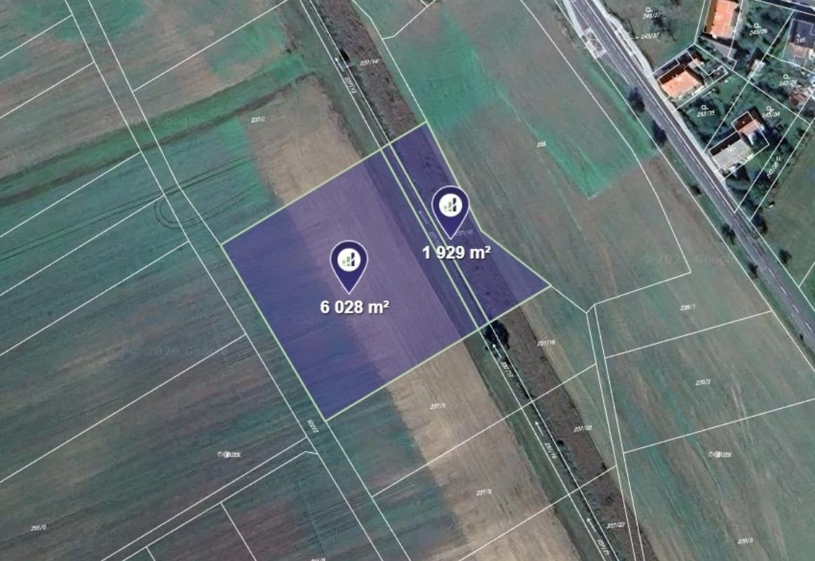 Zemědělský pozemek, 1 825 m²