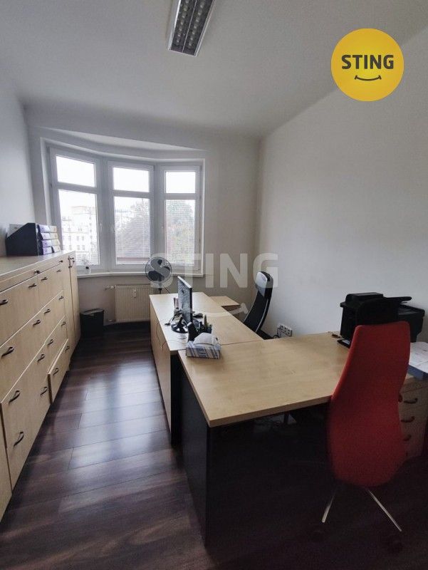 Pronájem obchodní prostory - Denisova, Ostrava, 20 m²