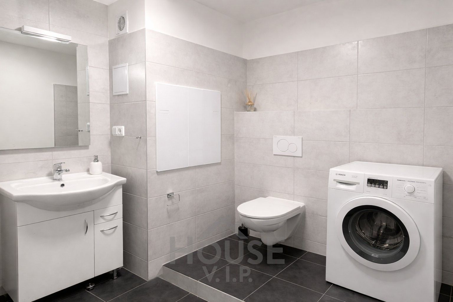 4+1, Mimoňská, Praha, 74 m²