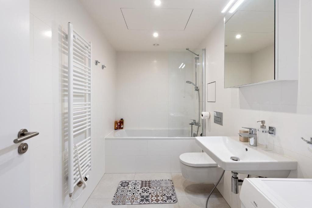 Pronájem byt - Albrightové, Praha - Smíchov, 89 m² - 1