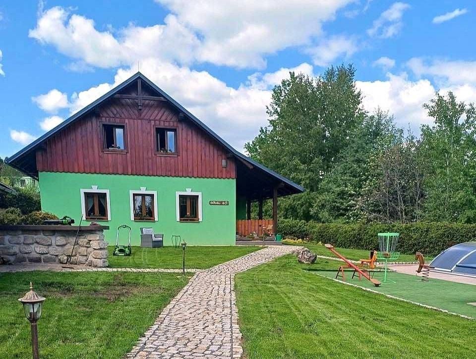 Chaty, Chuchelna - Lhota Komárov, Liberecký kraj