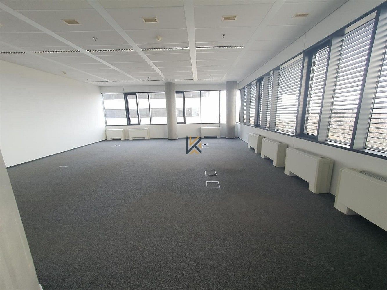 Kancelář · 303 m² · Praha - Prosek, okres Praha 9, Hlavní město Praha - 4