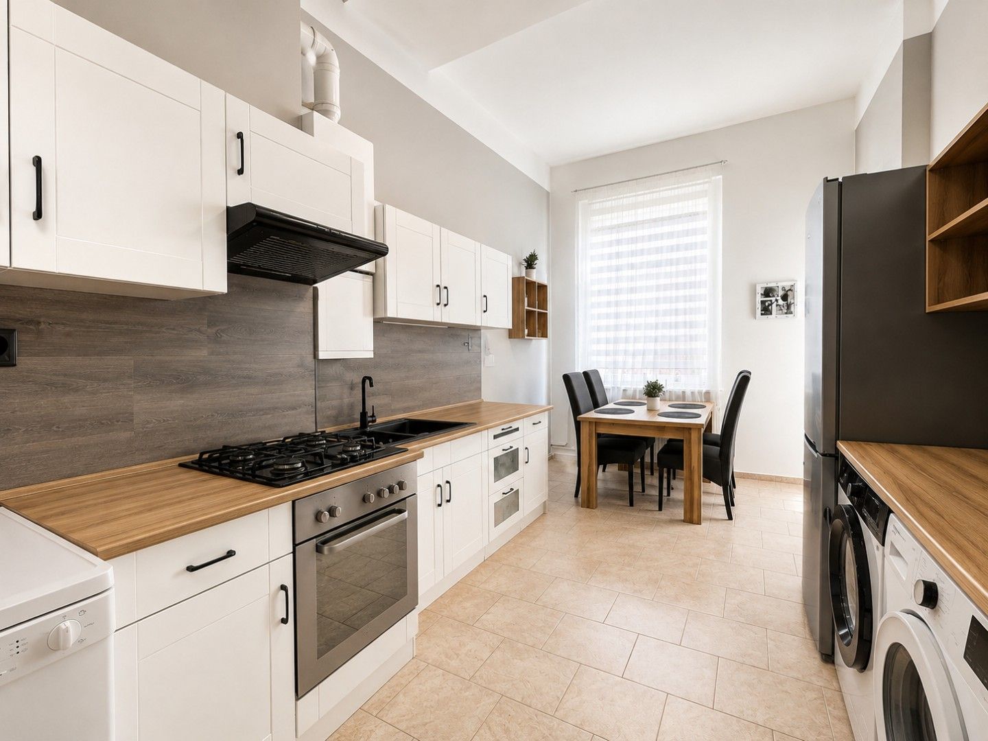 3+1, Ruská 1076, Teplice, 143 m² - 2