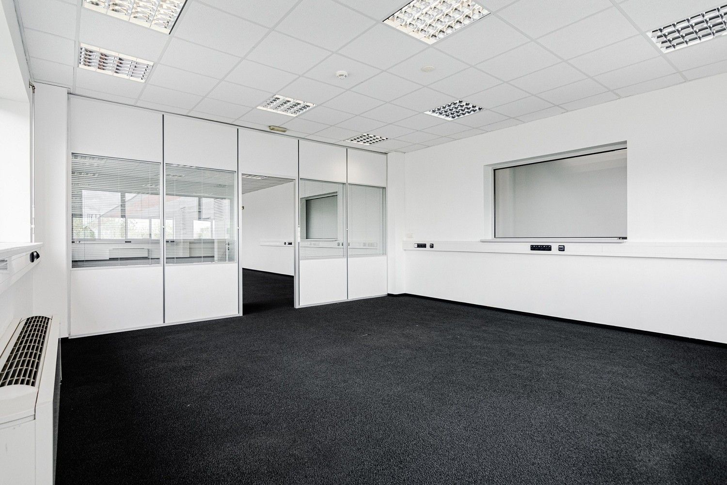 Kancelář · 257 m² · Praha - Letňany, okres Praha 18, Hlavní město Praha - 3