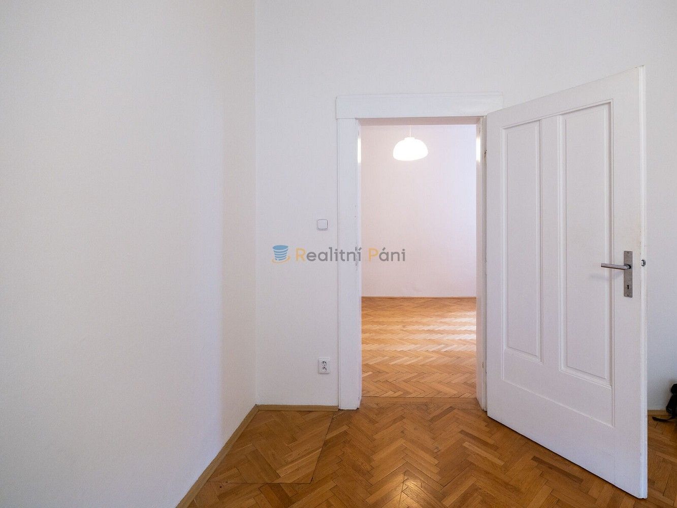 Prodej byt 5+1 - Rooseveltova, Praha 6 - Bubeneč, 130 m² - 5