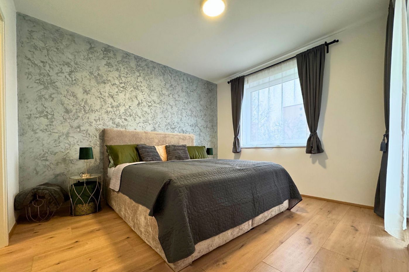 Pronájem byt 2+kk - Viktora Olivy, Nové Strašecí, 62 m² - 2