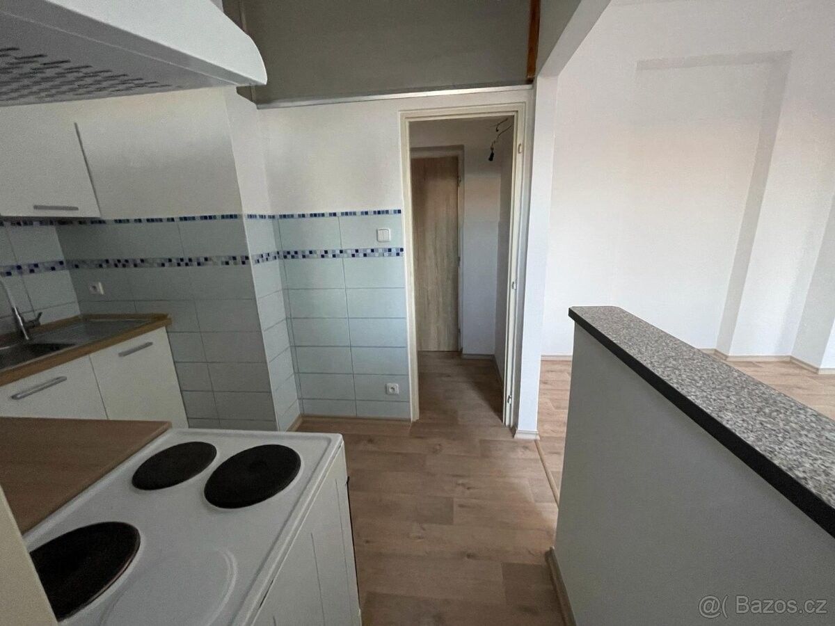 Pronájem byt - Doubravice nad Svitavou, 679 11