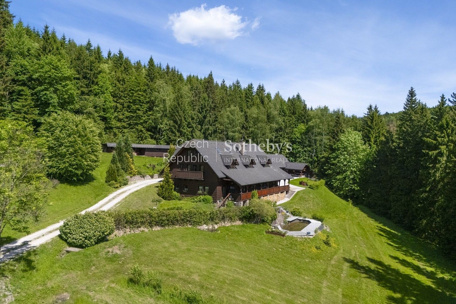 Chalupa, 810 m²
