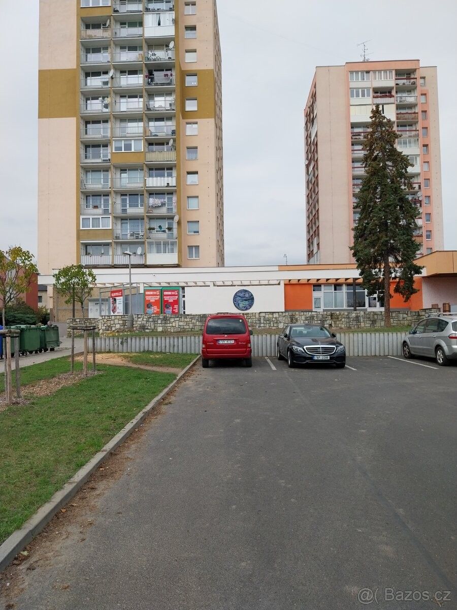 Obchodní prostory, Chomutov, 430 01