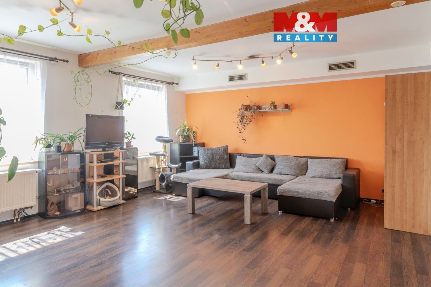 Rodinné domy, Nábřeží, Otrokovice, 386 m²