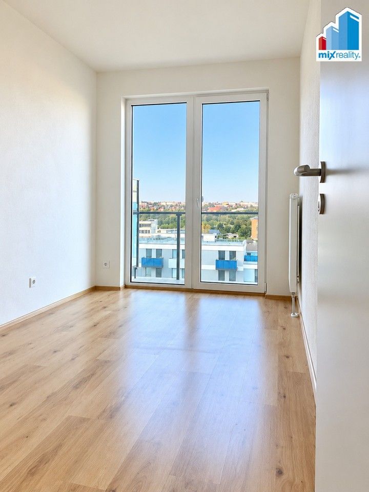Pronájem byt 2+kk - Poděbradova,Jižní Předměstí,Plzeň, 46 m² - 5