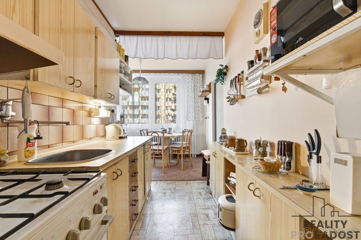 Prodej byt - Hodonín, 695 01