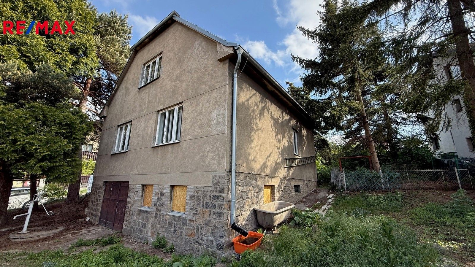 Rodinné domy, Podkrkonošská, Praha, 125 m²