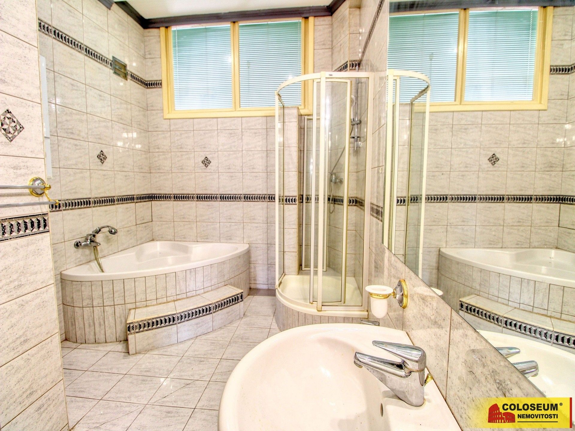 Pronájem byt 3+1 - náměstí Republiky, Znojmo, 96 m²