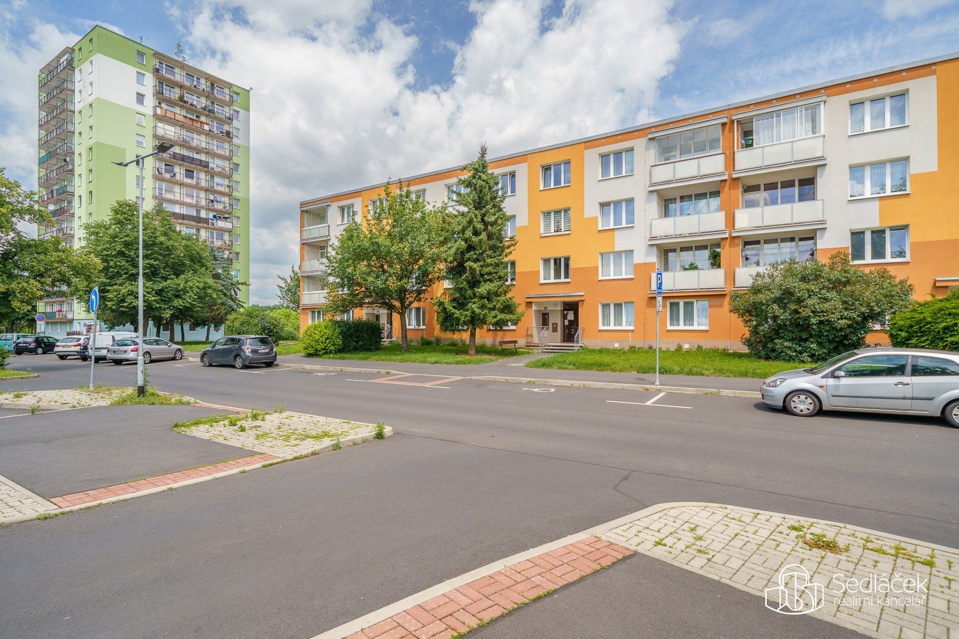 Prodej byt 3+1 - Marie Majerové 1646, Sokolov, 63 m² - 1