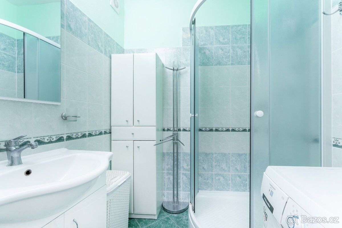 Pronájem byt - Nová Role, 362 25